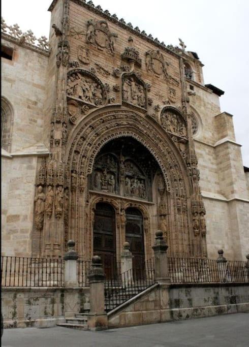 Alojamiento Centrico La Buganvilla Aranda de Duero Esterno foto
